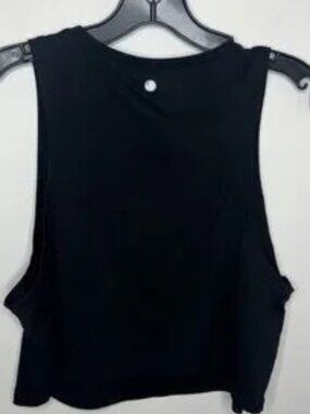 Black Cropped Tank Size Medium😁